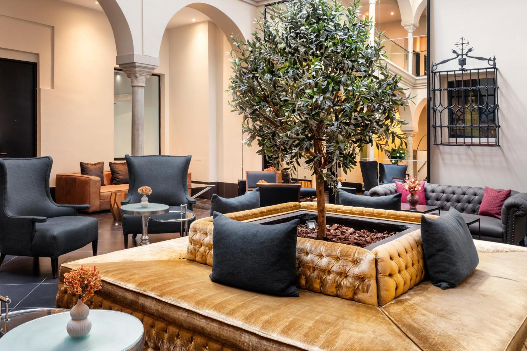 Eurostars Boutique Hotel 4*