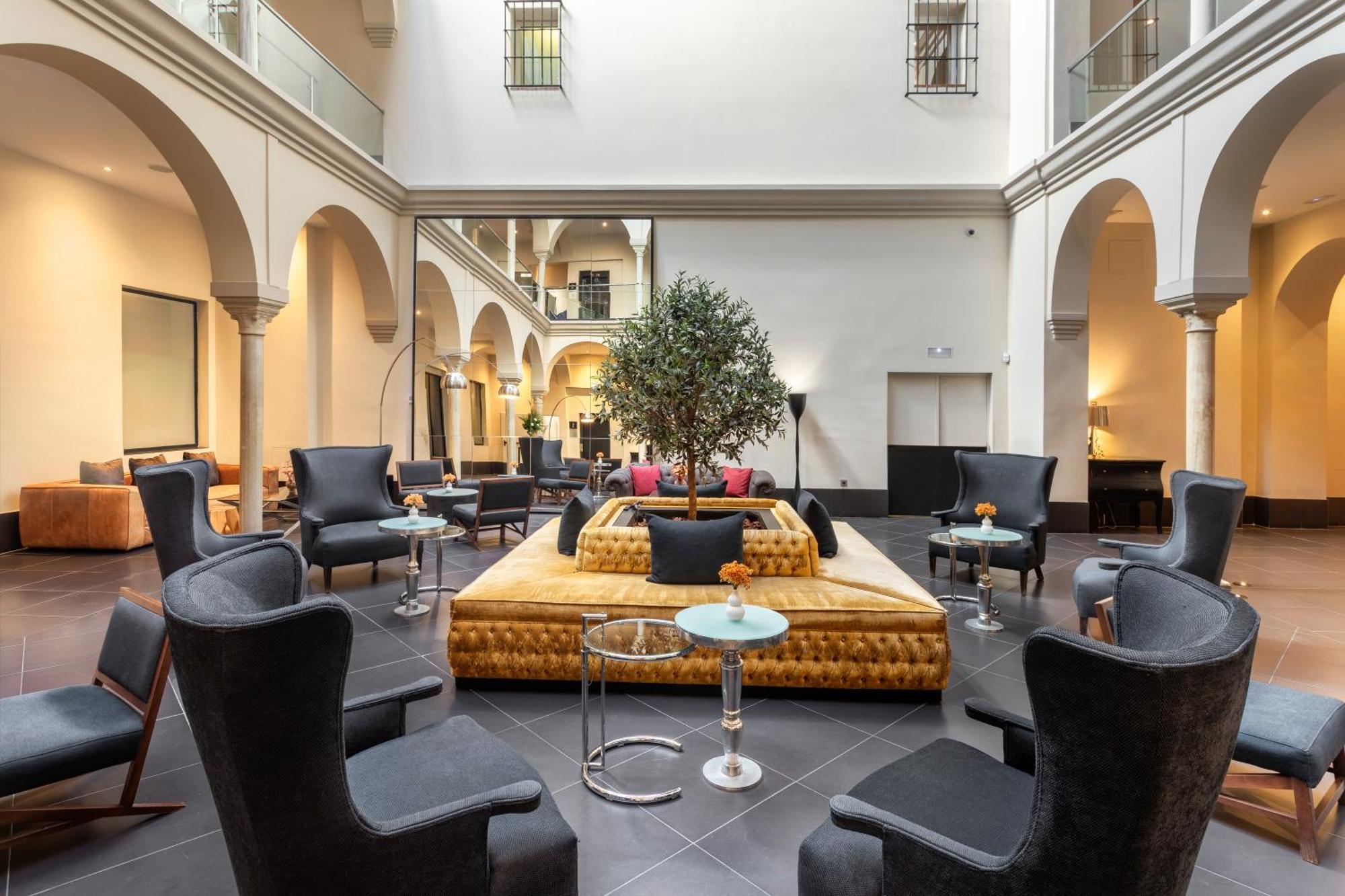 Eurostars Boutique Hotel 4*