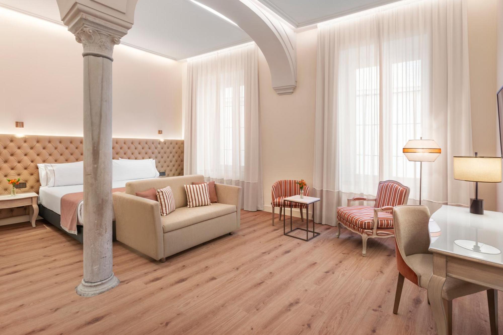 Eurostars Boutique Hotel 4*